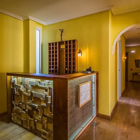 Covent Garden By Gaiarooms