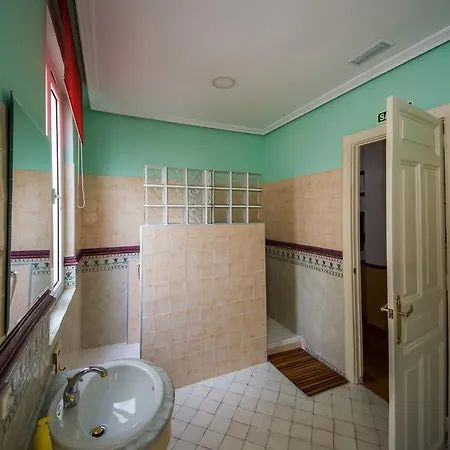 Covent Garden By Gaiarooms *