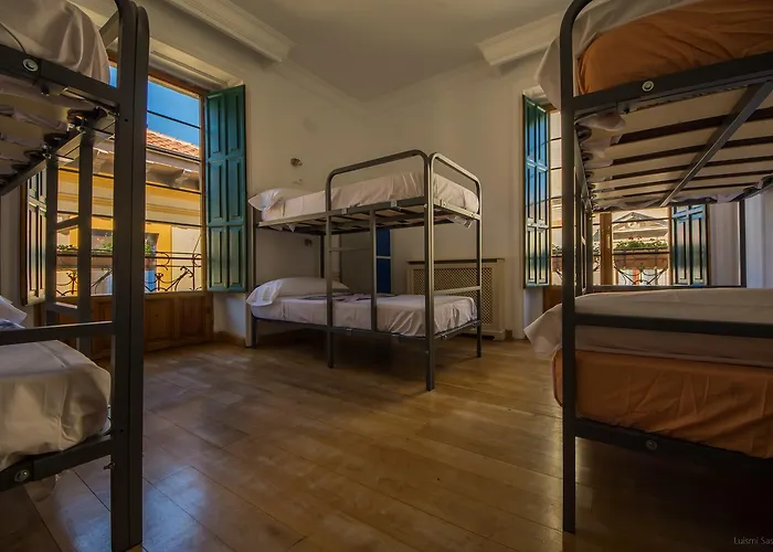 Covent Garden By Gaiarooms Hostel León