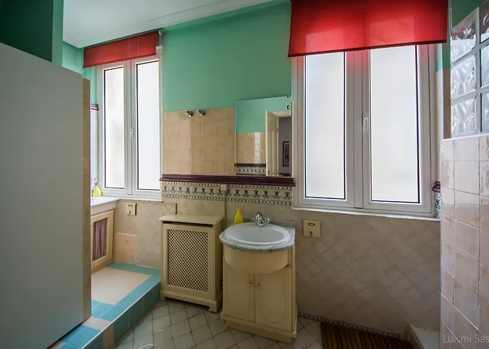 Covent Garden By Gaiarooms *